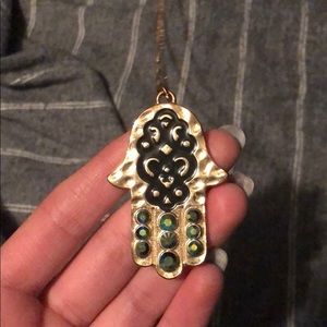 women’s necklace
